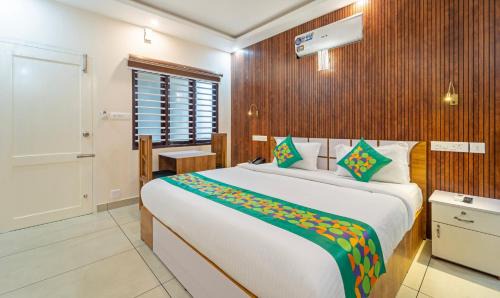 Nedumbassery Hotel | Treebo Thoduvas Star Plaza Cochin Airport