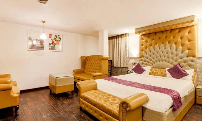 Banjara Hills Hotel | Treebo Tryst F One
