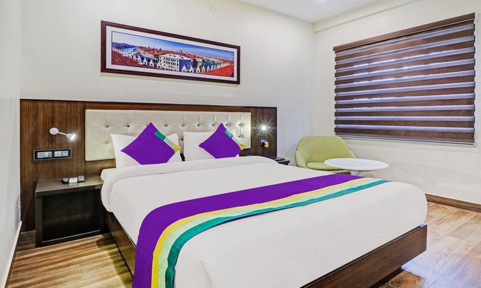 RR Nagar Hotel | Treebo Tryst Raj Vista