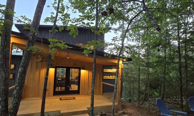 Fairfield Bay House | Treehouse Valley Fairfield Bay