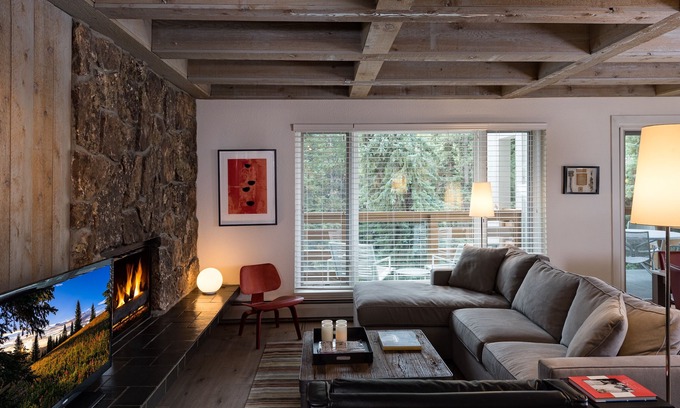 Vail Condo | Treetops 4D Lionshead Village