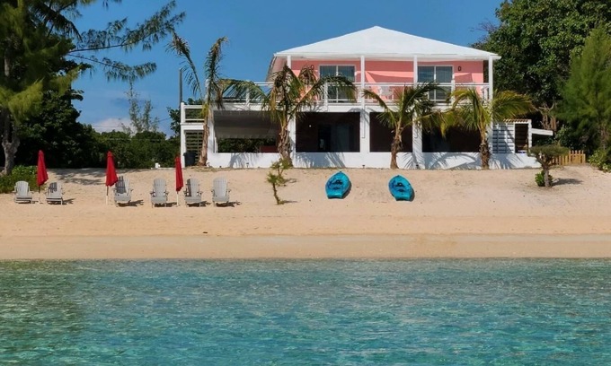 South Palmetto Point House | Trela Sands 8 Bedroom Whole House right on the beach
