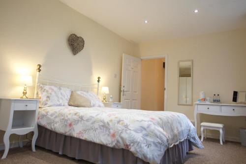 Lewannick Bed & Breakfast | Trelaske Manor B&B