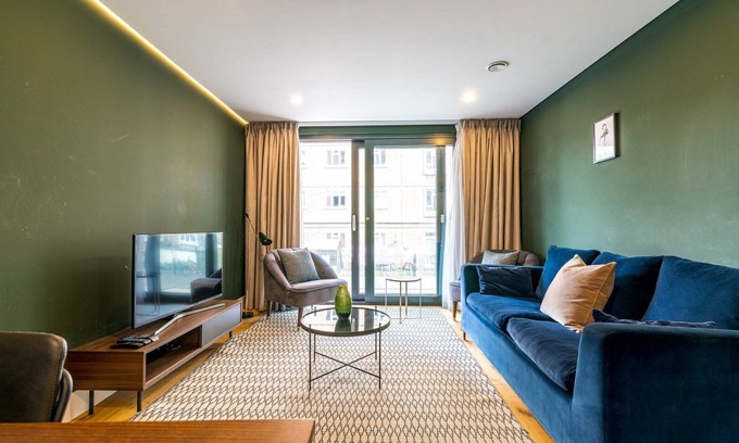 Kings Cross St. Pancras Apartment | Trendy Kings Cross Flat