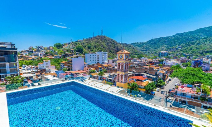 Emiliano Zapata Apartment | Tres Marias Luxury Suites - Adults Only