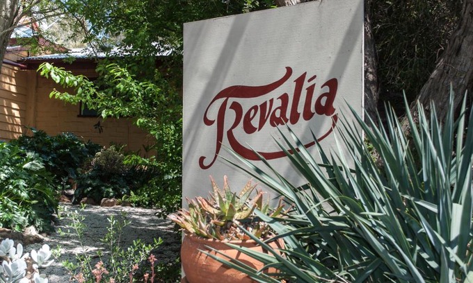 Penwortham Bed & Breakfast | Trevalia Accommodation