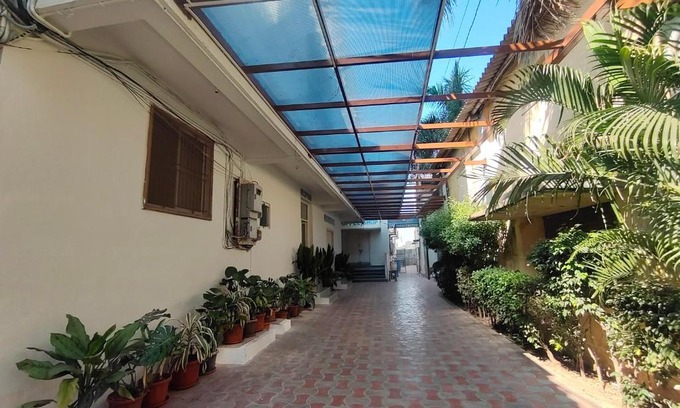 Kurnool Hotel | Triguna's Cosmopolitan Cultural Centre