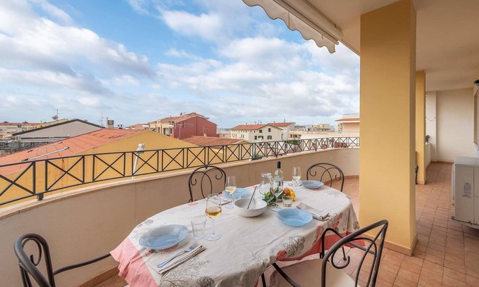 La Pietraia Apartment | TRILO GEMELLI 4: convenient to Lido beach