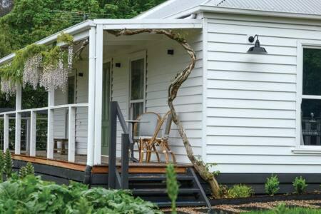 Daylesford House | Trimble Hill Daylesford