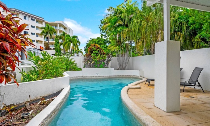 Trinity Beach Apartment | Trinity Beach Retreat with Pool and Scenic Views