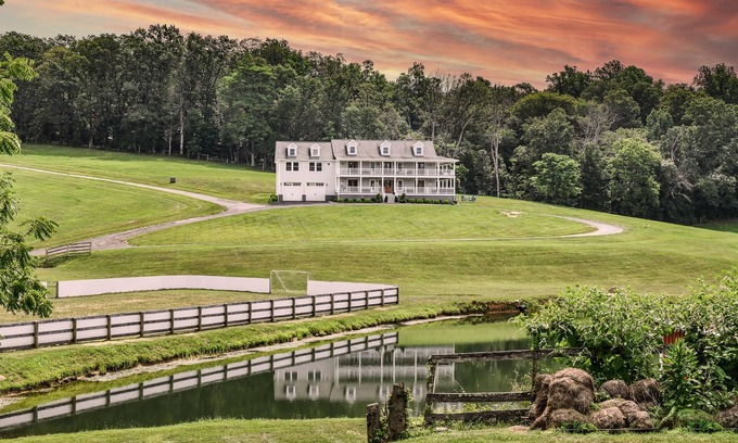 Paeonian Springs House | Trinity Farm Manor: Private Lake Retreat and Soccer Arena