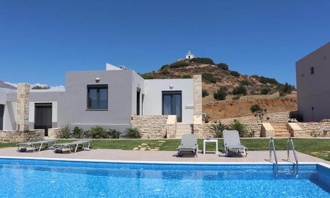 Vizari House | TRIOPETRA VIEW 3