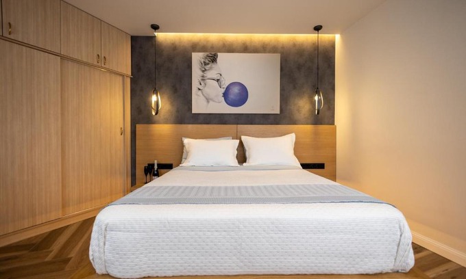 Monastiraki Apartment | Triple A - Prime Location - Between Monastiraki & Syntagma Square-FREE Parking!