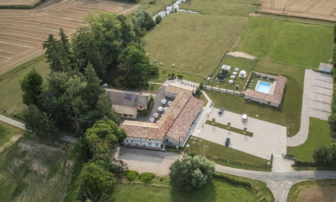 Arbigny House | Triple room