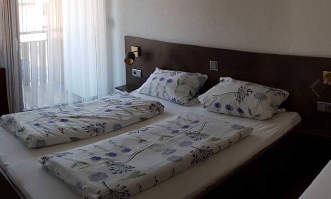 Ohlsbach Apartment | Triple room WC/shower/bath Balcony - Gästehaus Tagescafe Eckenfels