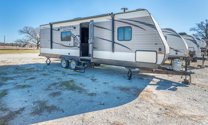 Lindale House | Triple W Rentals KZ Sportsmen