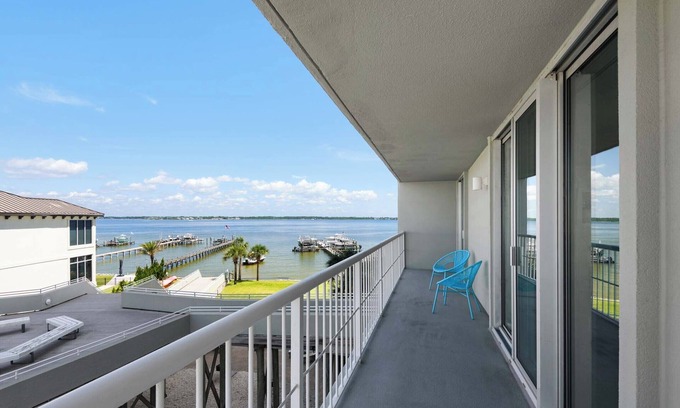 Pensacola Beach Condo | 🛥️Tristan Towers 2B: Wraparound Balcony | Gulf and Sound Views | Walk to Beach