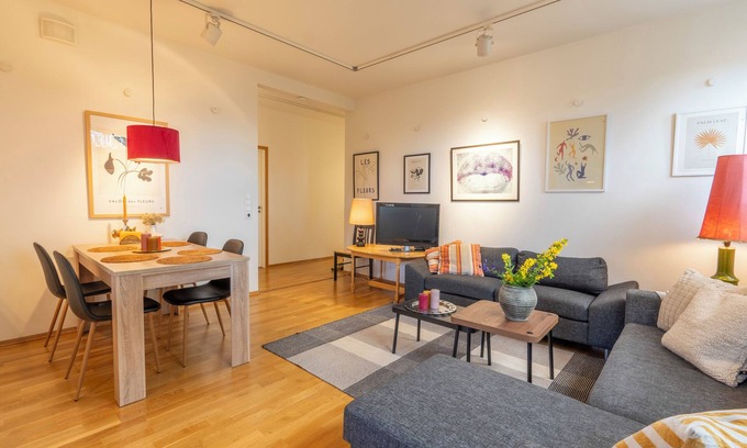 Tromsdalen Apartment | Tromsø Town and Nature