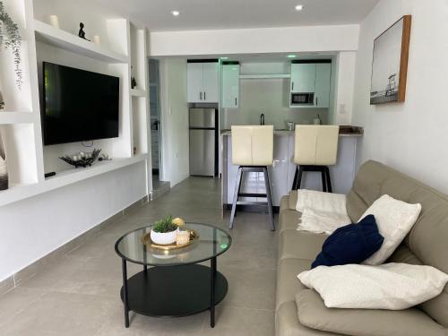 Playa Fortuna Apartment | Tropical 2-Bedroom Apt Oasis: Villa Iris Escape