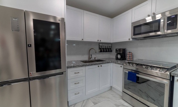El Batey Condo | Tropical 5 Star suite with two salt water pools in the heart of Sosua.