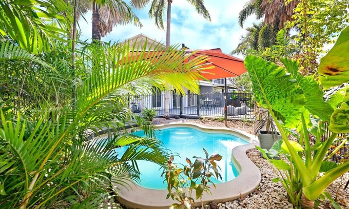 Fannie Bay House | Tropical Allure - A Tranquil Fannie Bay Oasis