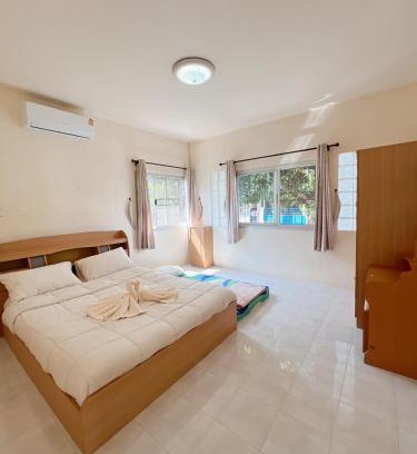 Chanthaburi House | Tropical Home