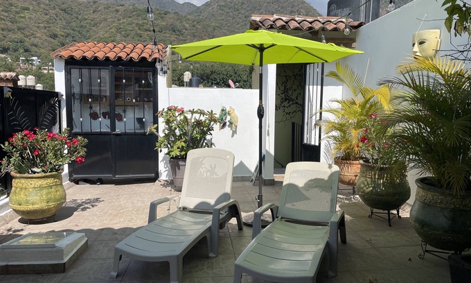 Ajijic House | Tropical Oasis in Enchanted Forest Setting. Walking distance to EVERYTHING!
