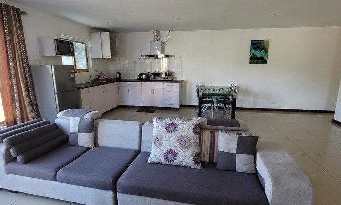Martintar Apartment | Tropical Plaza Apt