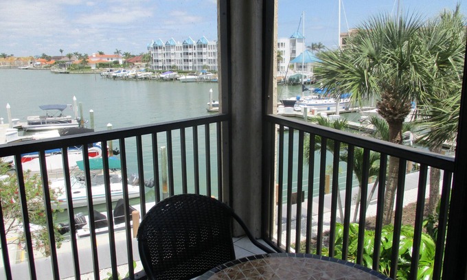 Marco Island Condo | Tropical Retreat with a View