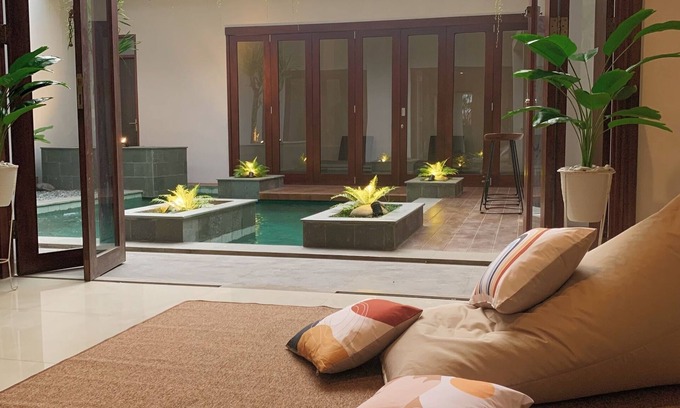 Parongpong Villa | Tropical Villa in Bandung, West Java with Private Pool