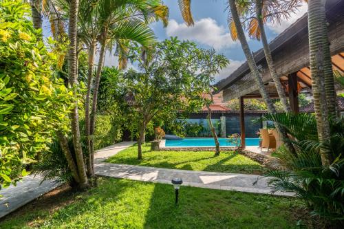 Ungasan Villa | Tropical Villa Matahari - 500sqm private Garden Retreat with large Pool!