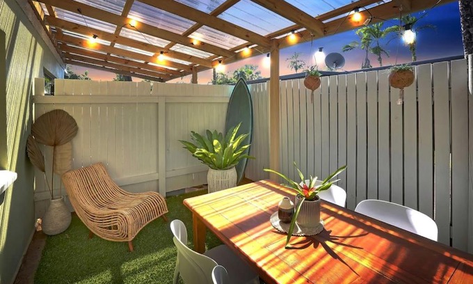 Parramatta Park Apartment | Tropicana Hideaway