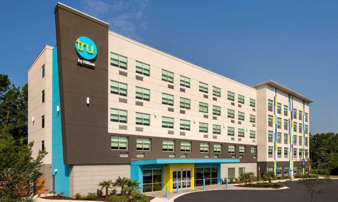 North Charleston Hotel | Tru By Hilton Charleston Ashley Phosphate, Sc