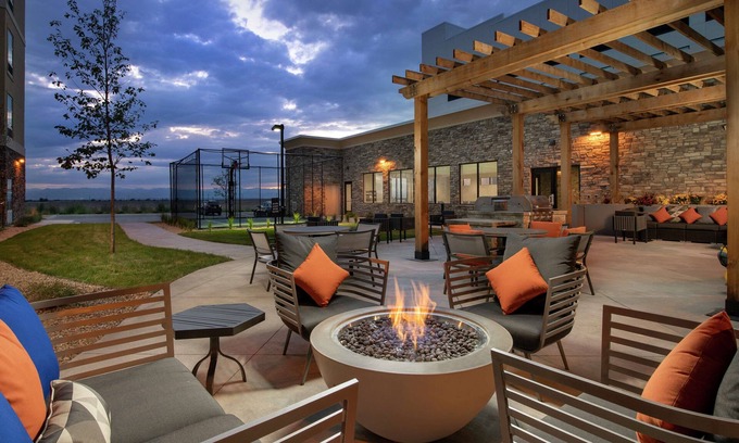 Dupont Hotel | Tru by Hilton Denver Airport Tower Road