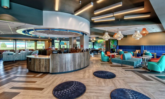 Hollins Hotel | Tru By Hilton Roanoke Hollins