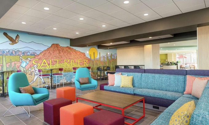 Scottsdale Hotel | Tru By Hilton Scottsdale Salt River