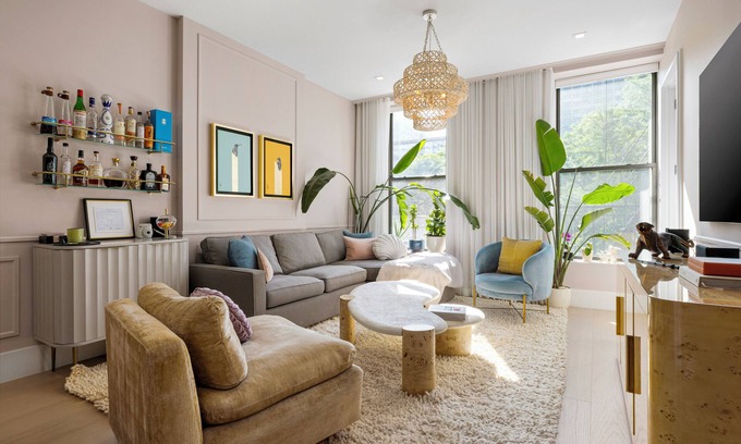Greenwich Village Apartment | True Luxury Greenwich Village floor-through 3BR close to Washington Square Park