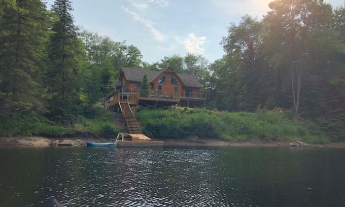 Huntsville Cabin | True North Log Home on the Muskoka River!