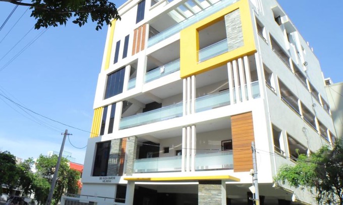 Tirupati Apartment | TrueLife - Railway station - On way to Balaji Temple - Breakfast included - Large 2BHK AC Apartments - Enjoy morning Coffee Tea Milk - Modular Kitchen - Fast WiFi, Jio Smart TV - Easy access to all Temples - Travels - TrueLife's service with lots of Love
