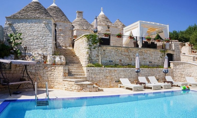 Coreggia Villa | Trulli Karmen at Puglia