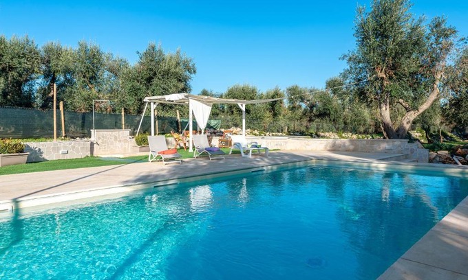 San Vito dei Normanni Villa | Trullo Delle Ginestre Private Pool - Happy Rentals