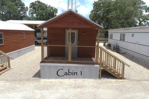 Steinhatchee House | Truth Harbors Cabin 1 - Downtown Steinhatchee