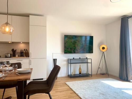 Schwarzenbek Apartment | TT Living Apartment Schwarzenbek I 2 Zimmer I 4 Betten I Balkon I TG-Stellplatz
