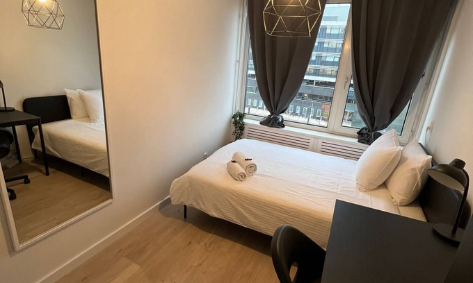 Municipality of Delft Bed & Breakfast | TU DELFT 7min Campus-Room Chloe west room 3
