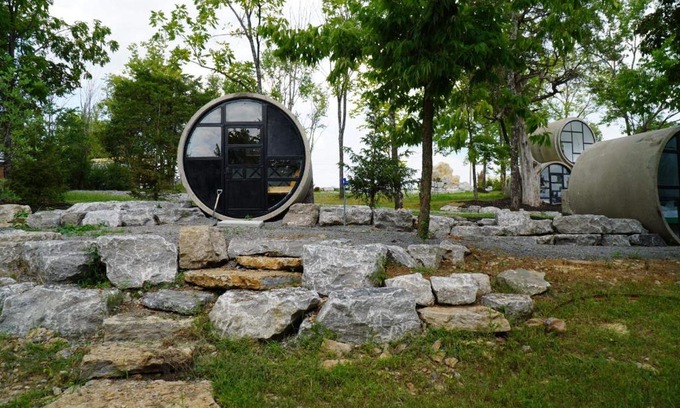 Lancaster Other | Tube - 04 Lockridge Park