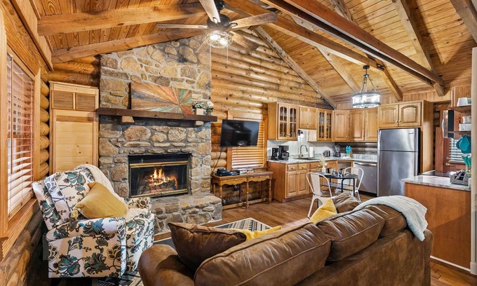 Branson Cabin | Tucked In Branson Cabin! King Bed, New Kitchen, Resort Amenities! | 164