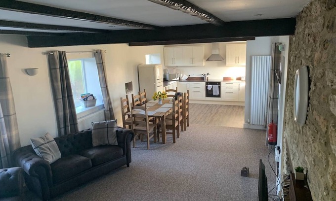 Shoscombe Cottage | Tuckers Grave Inn Nr Bath Longleat Cheddar Bristol