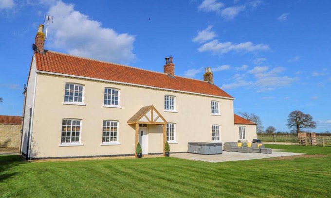 Scawton House | Tuft House