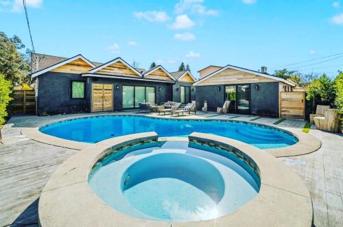 Sherman Oaks House | Tulum Style in Sherman Oaks