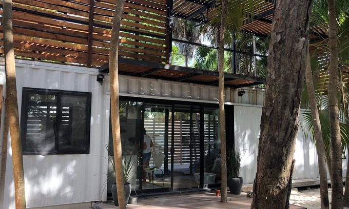 Zona Hotelera House | TulumCasita.Perfect Beach Road Location